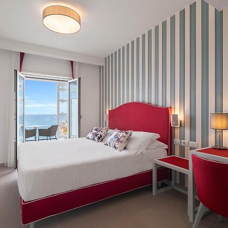 Seaside Hotel Capo dʼOrlando Buitenkant foto