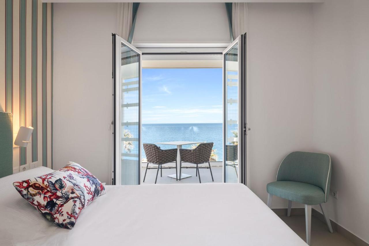 Seaside Hotel Capo dʼOrlando Buitenkant foto