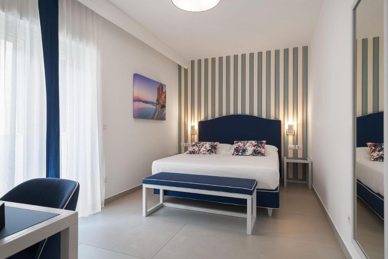 Seaside Hotel Capo dʼOrlando Buitenkant foto