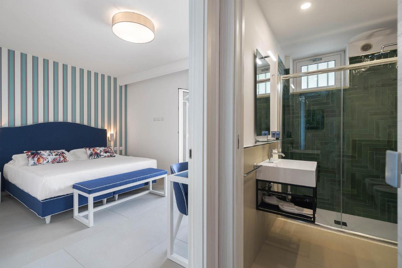 Seaside Hotel Capo dʼOrlando Buitenkant foto